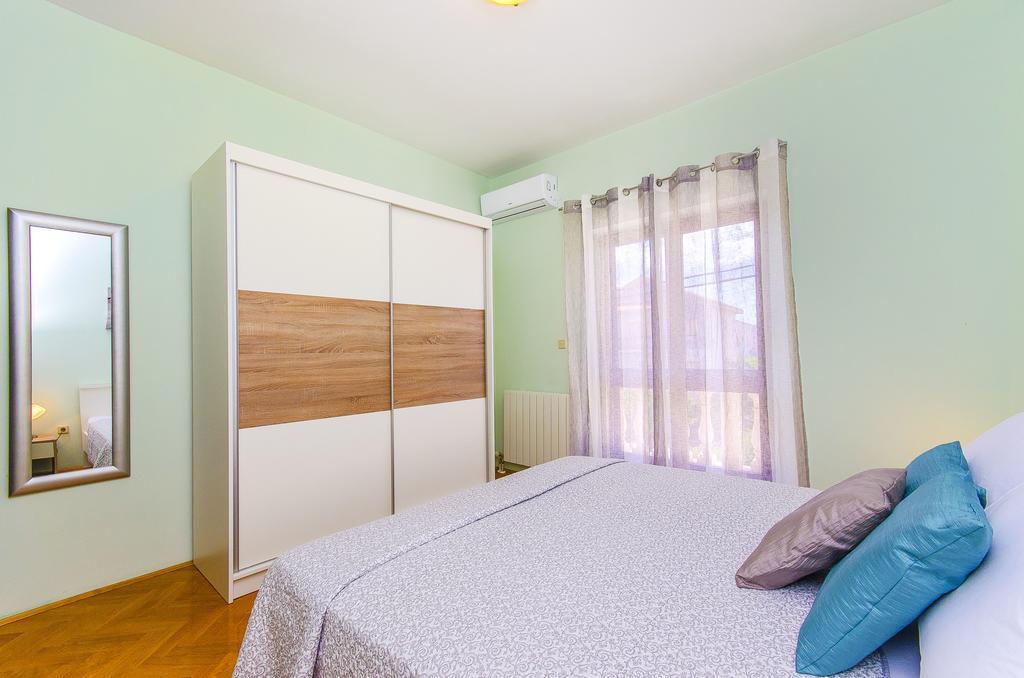 Apartment San Kaštela エクステリア 写真
