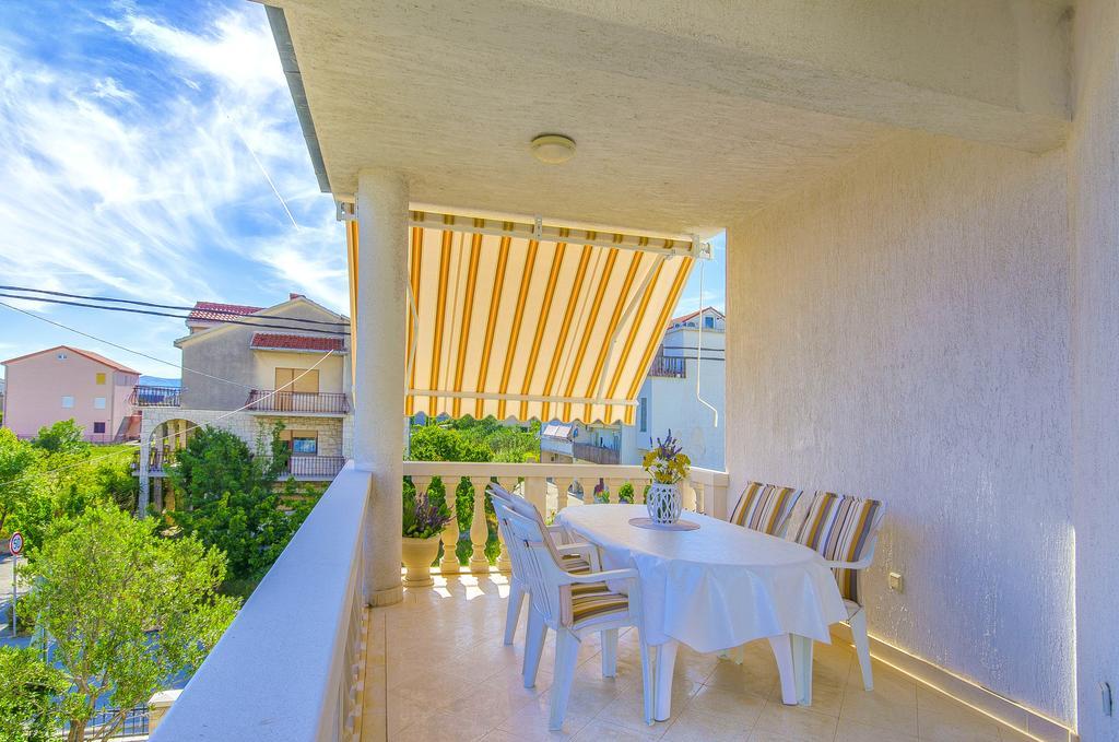 Apartment San Kaštela エクステリア 写真