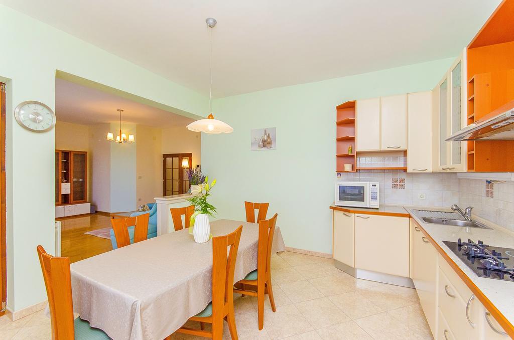 Apartment San Kaštela エクステリア 写真
